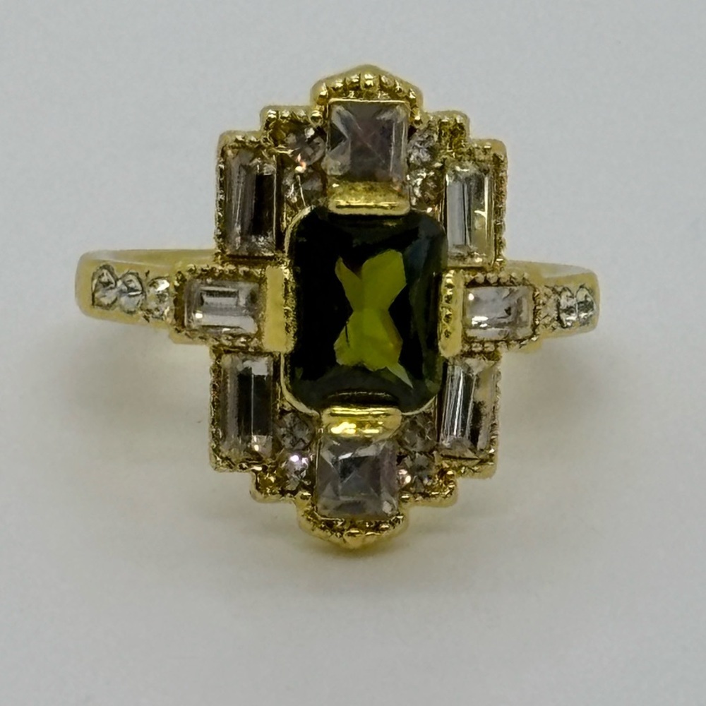 NWT Vintage costume jewelry statement ring - regency, avante garde -size 7 - Picture 3 of 8